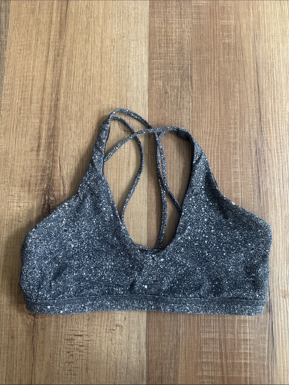 lululemon Sports bra splatter speckled low scoop 8 strappy